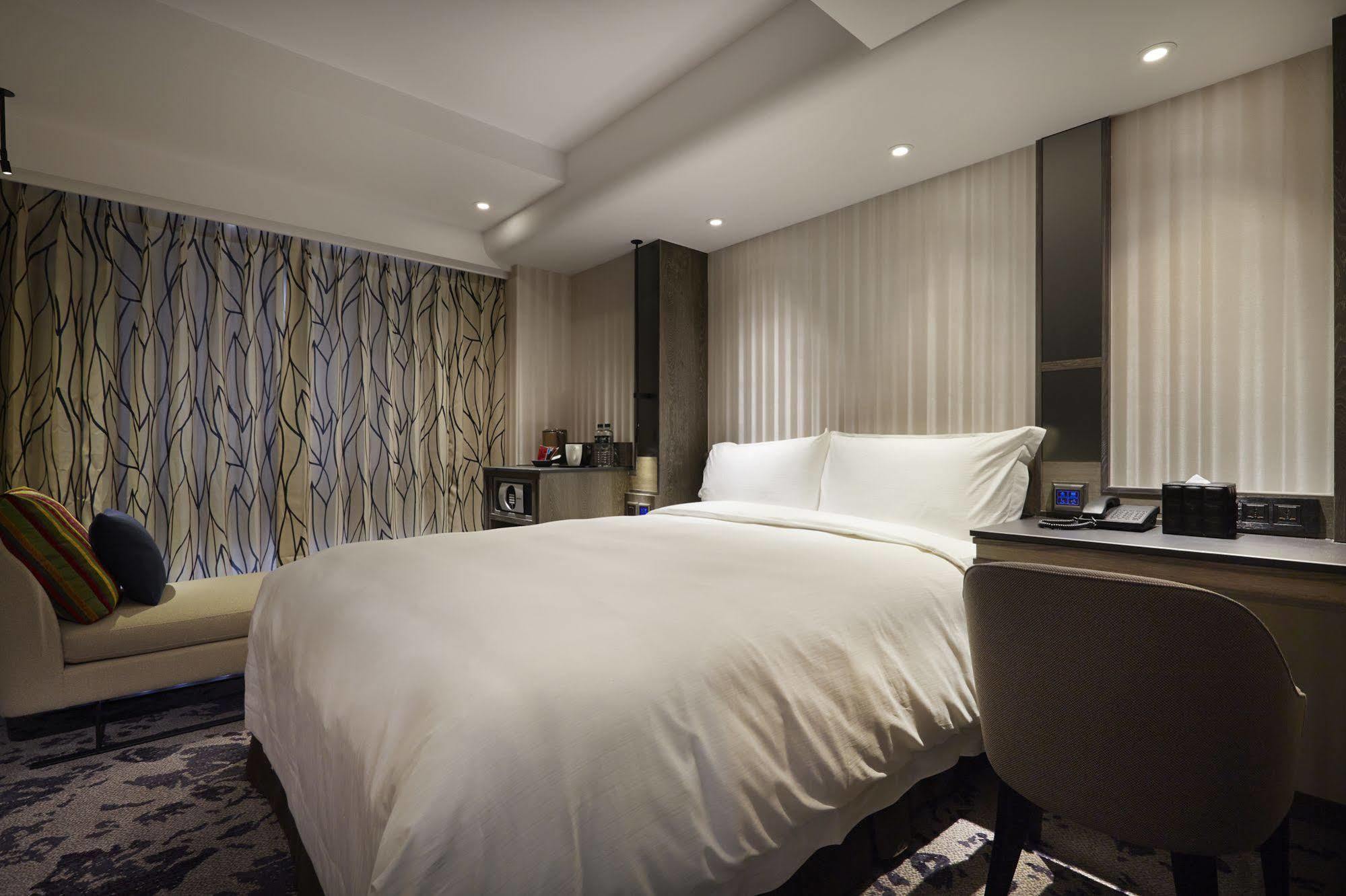At Home Hotel Ximen Taipei Exterior foto